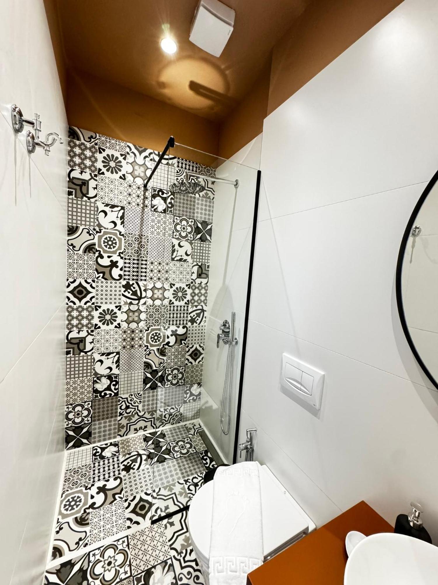 Villa Noem Tiranë Ngoại thất bức ảnh