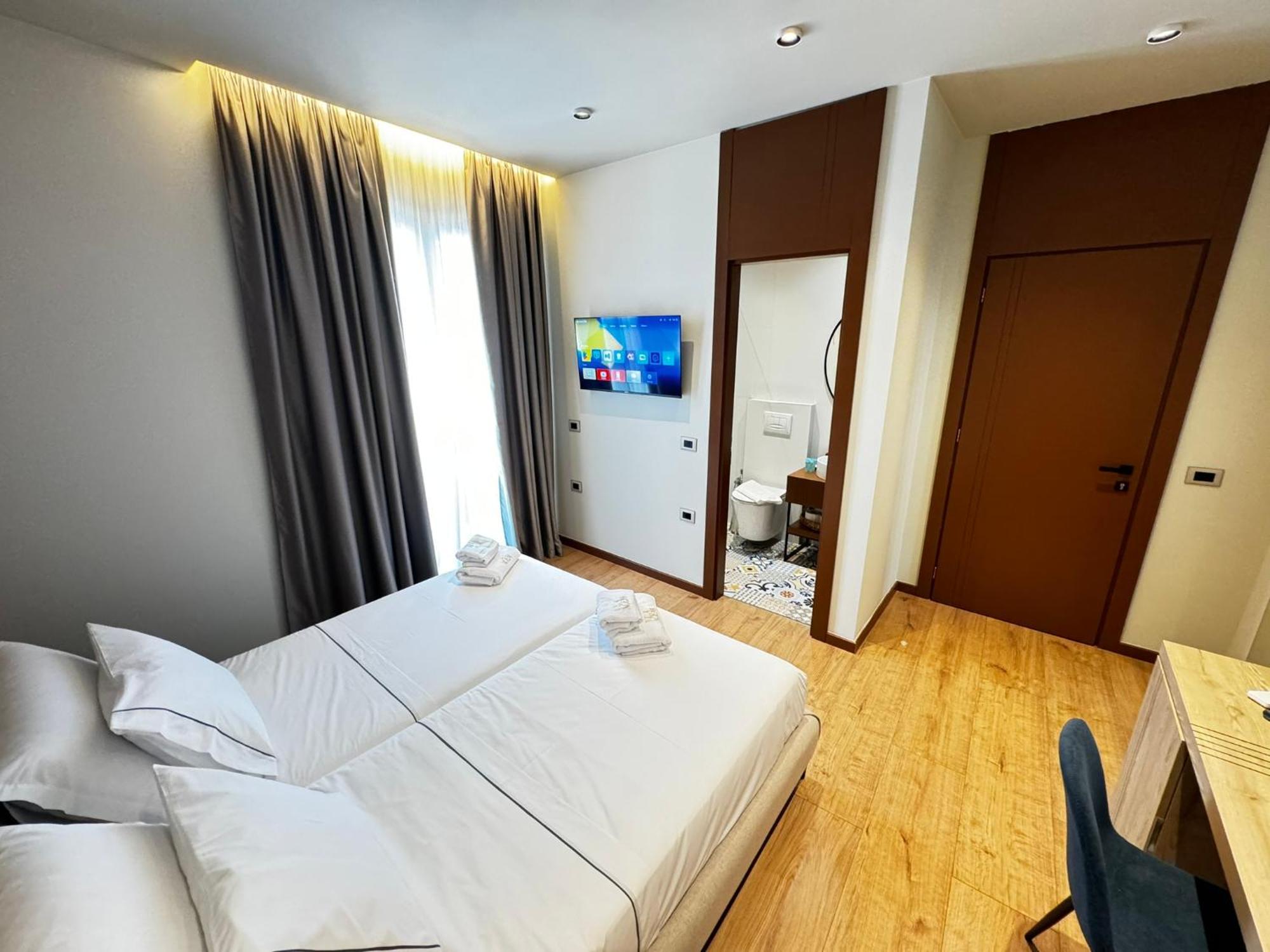 Villa Noem Tiranë Ngoại thất bức ảnh